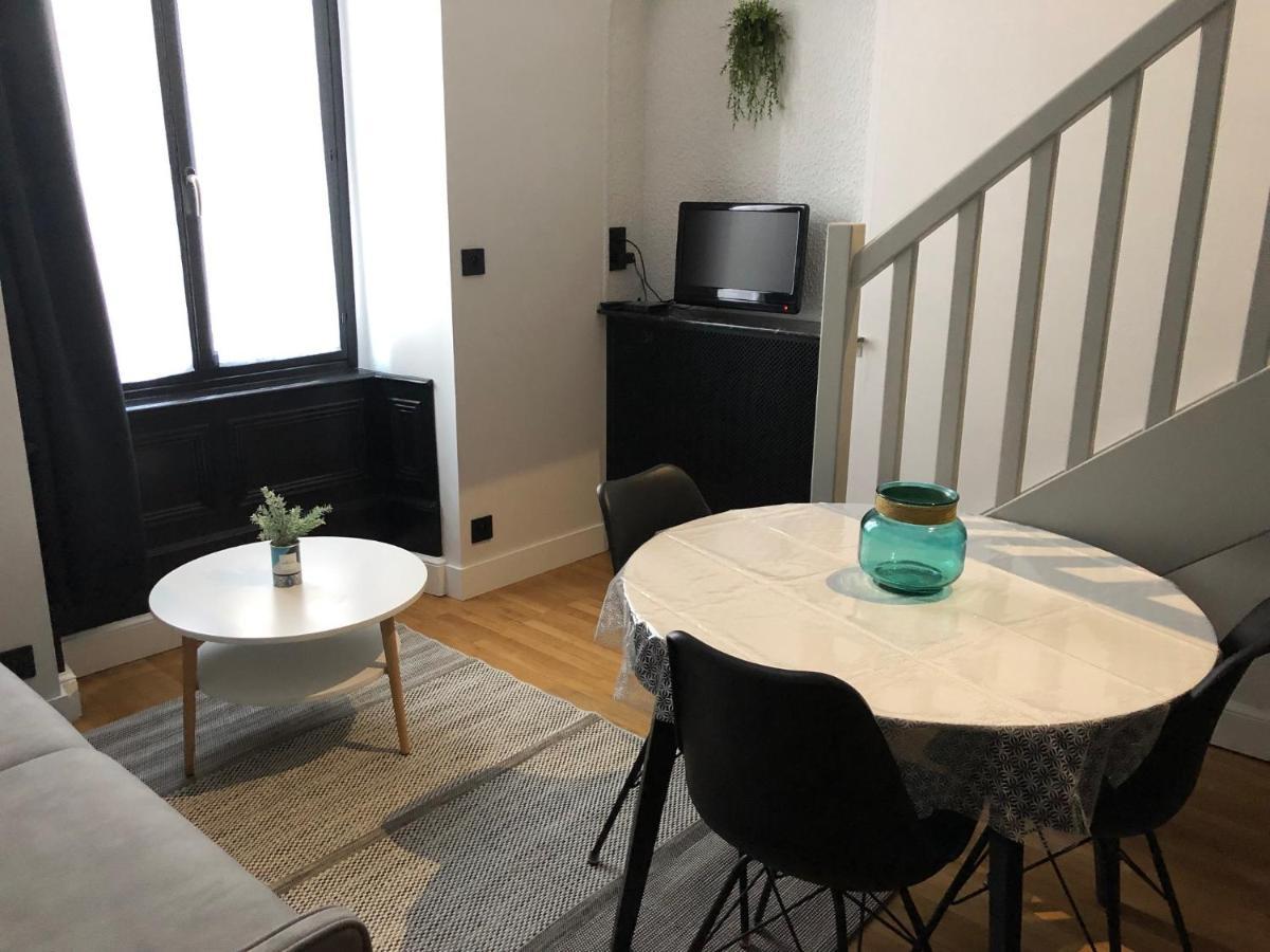Duplex Cosy Hyper Centre Cholet Apartamento Exterior foto